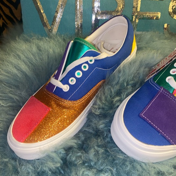 Brand New Vans. Pride Patchwork “ERA” Must Sell!! Never worn. - Picture 2 of 6